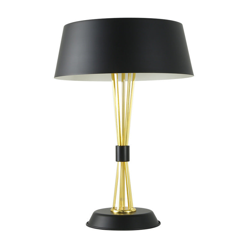 Iron Creative Luxury And Fashion Table Lamps null