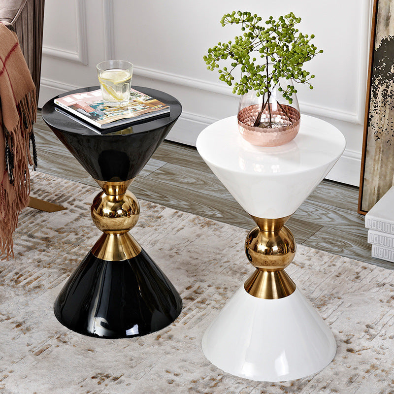 Light luxury style side table post-modern Mini removable sofa corner American black and white New Chinese style stainless steel corner table null