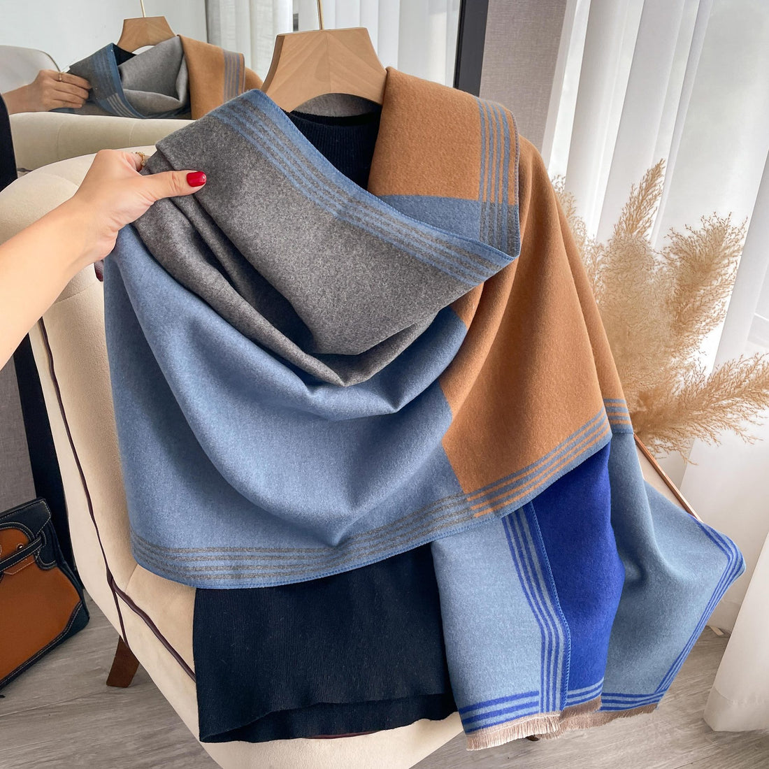 Luxury Cashmere-Feel Colorblock Blanket Scarf