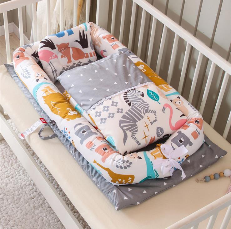 Crib Anti-pressure Newborn Foldable Portable Crib Middle Bed Baby Infant Mattress Bionic Travel Bed null