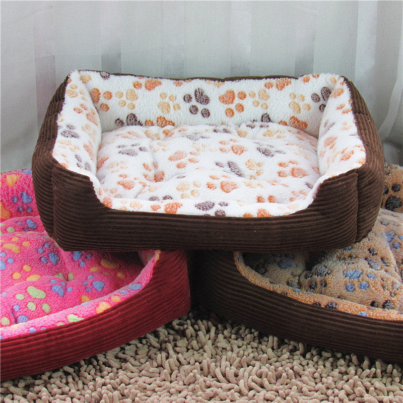 Dog bed with pet cushion null