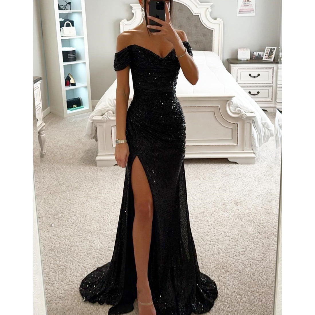 Luxury Black & Gold Velvet One-Shoulder Maxi Gown - Morderncharm store