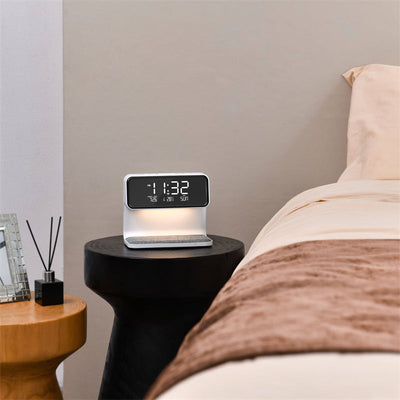 Creative 3 In 1 Bedside Lamp Wireless Charging LCD Screen Alarm Clock  Wireless Phone Charger null