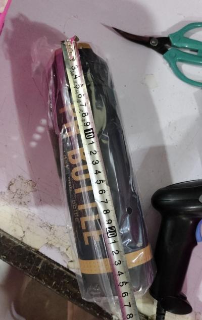 Men's Portable Large Capacity Plastic Water Bottle null