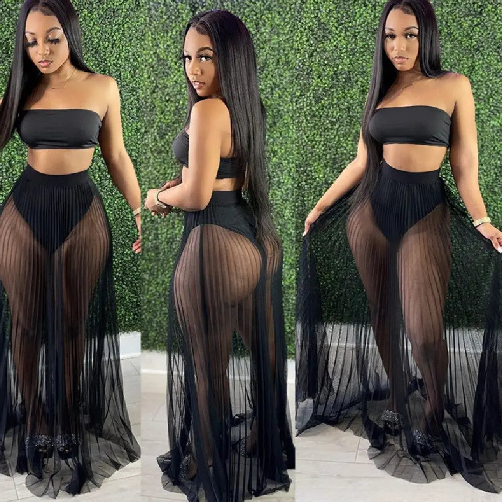 Fashion women mesh pleated skirt three-piece dress in black, featuring a solid color design with matching bra and shorts, suitable for a variety of sizes from S to XXL.