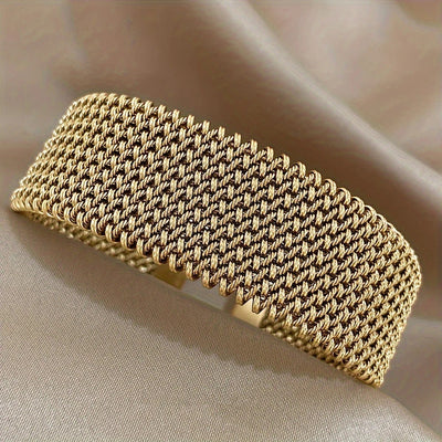Women's Wire Embossed Titanium Steel Bracelet null