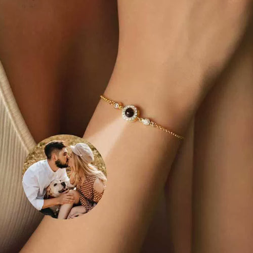 Unisex copper round birthstone bracelet featuring a polished copper band and colorful embedded birthstone, stylish and handcrafted.