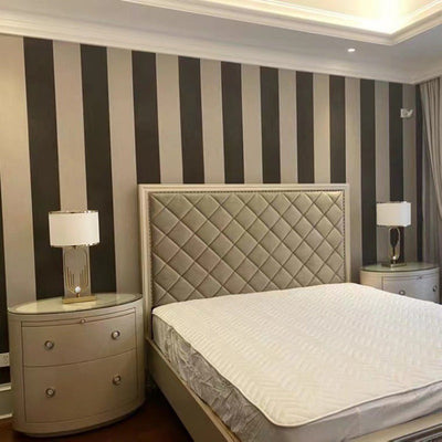 Creative Fashion Personality Bedroom Modern Simple Bedside Table Lamp null